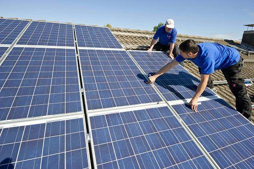 Frode sul Pnrr: impianto fotovoltaico installato nella villa e non in azienda. Imprenditrice agricola nei guai