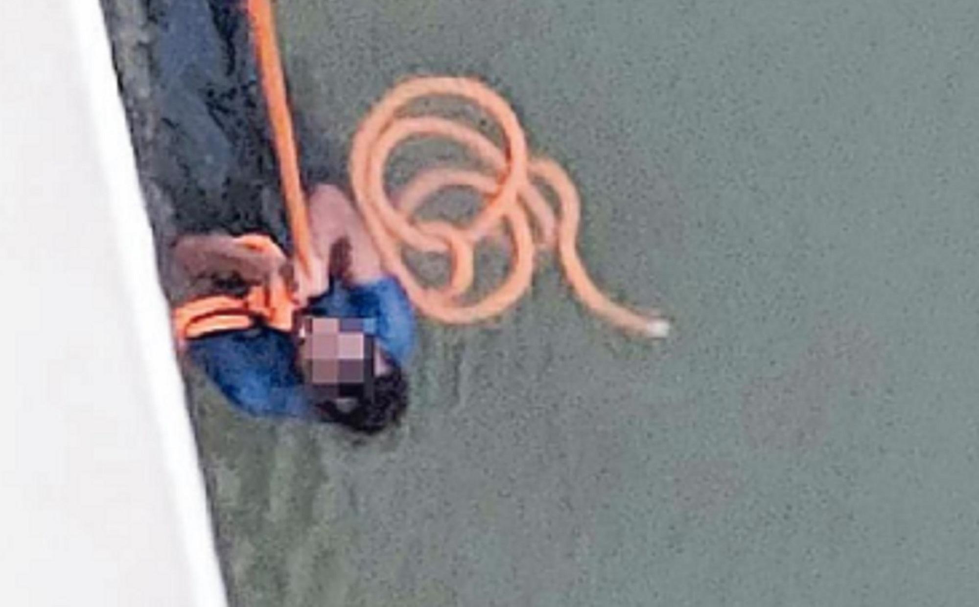 Uno dei migranti salvati nell'estate del 2020