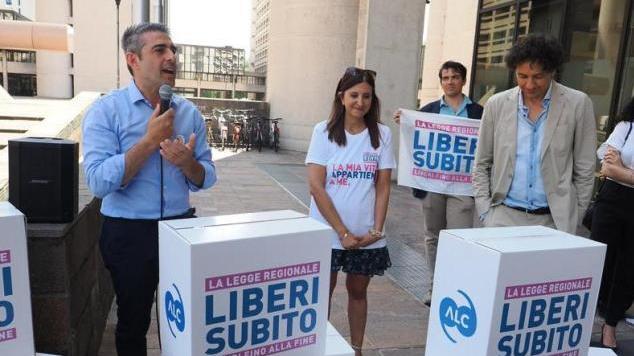 Una manifestazione a favore dell’autodeterminazione al fine vita