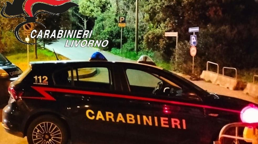 San Vincenzo, ruba cinquanta euro a un uomo: poi lo ferisce con un coltello