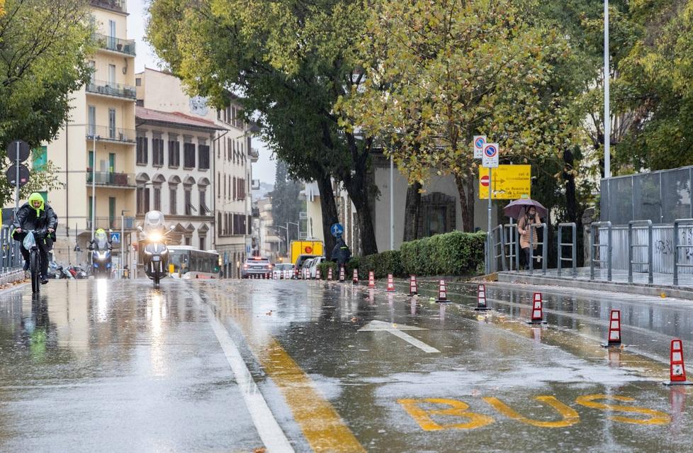 
	Ponte al Pino a Firenze

