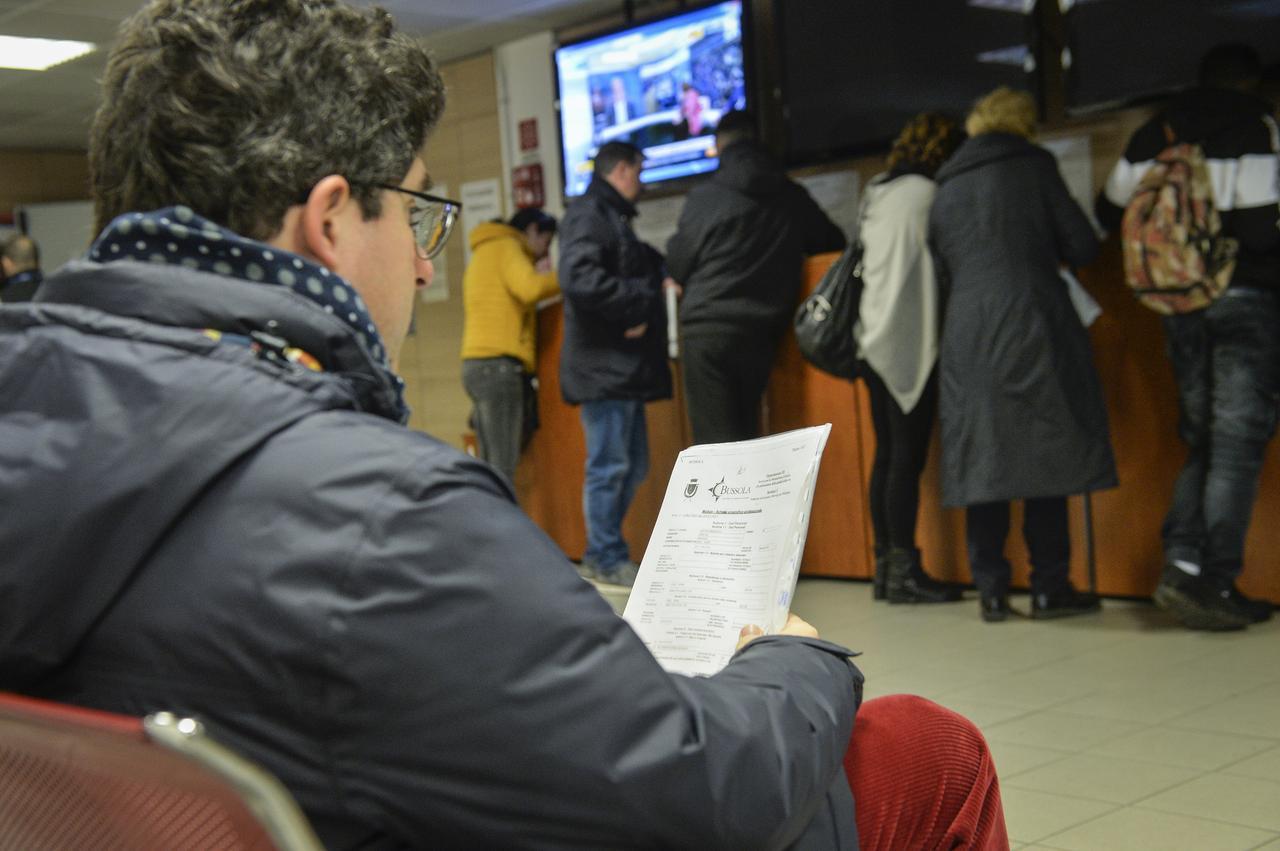 Lavoro e consumi, l’isola cresce ma va ancora troppo lenta