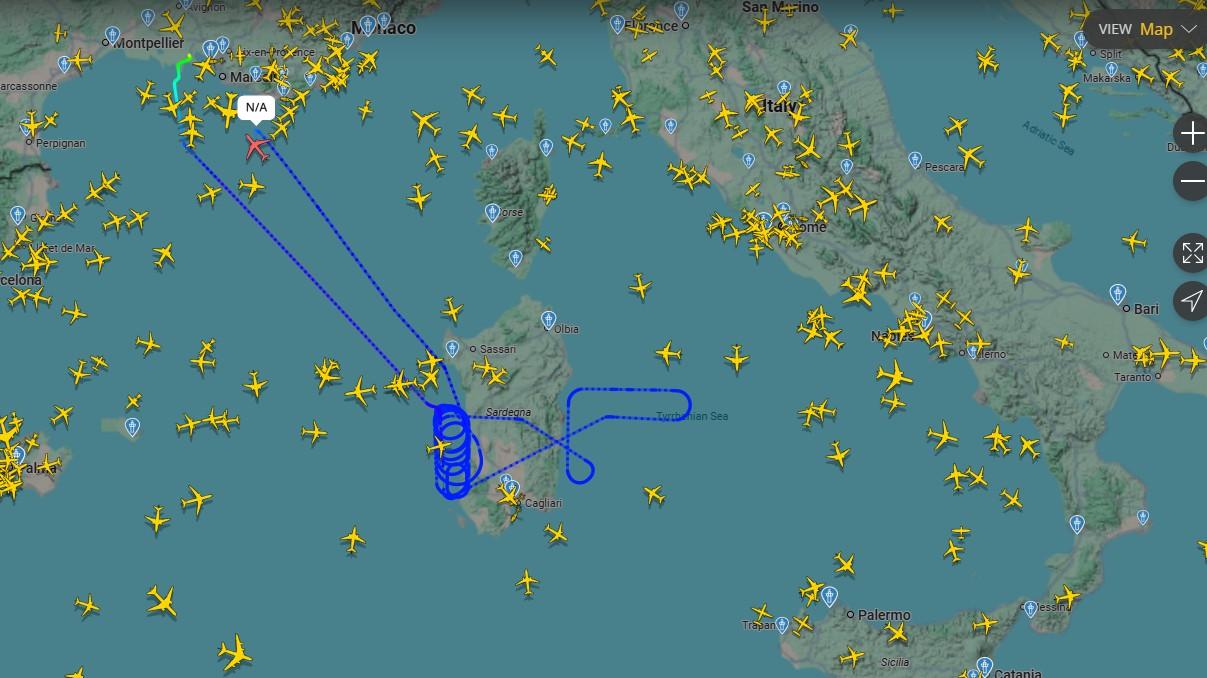 Lo strano volo dell’Airbus francese sui cieli della Sardegna – Ecco la rotta