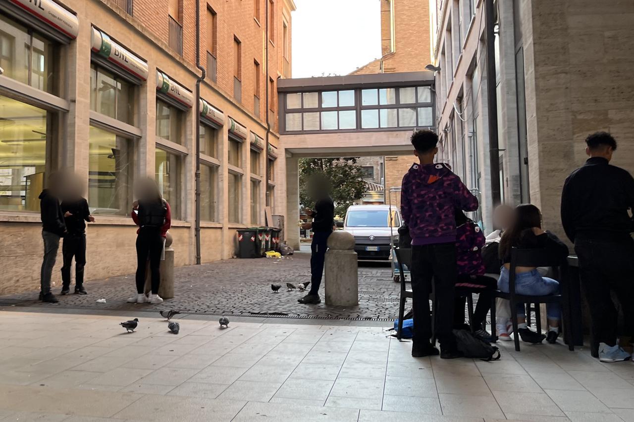 Maranza, a Ferrara le scuole non ci stanno: «Termine che semplifica il disagio»