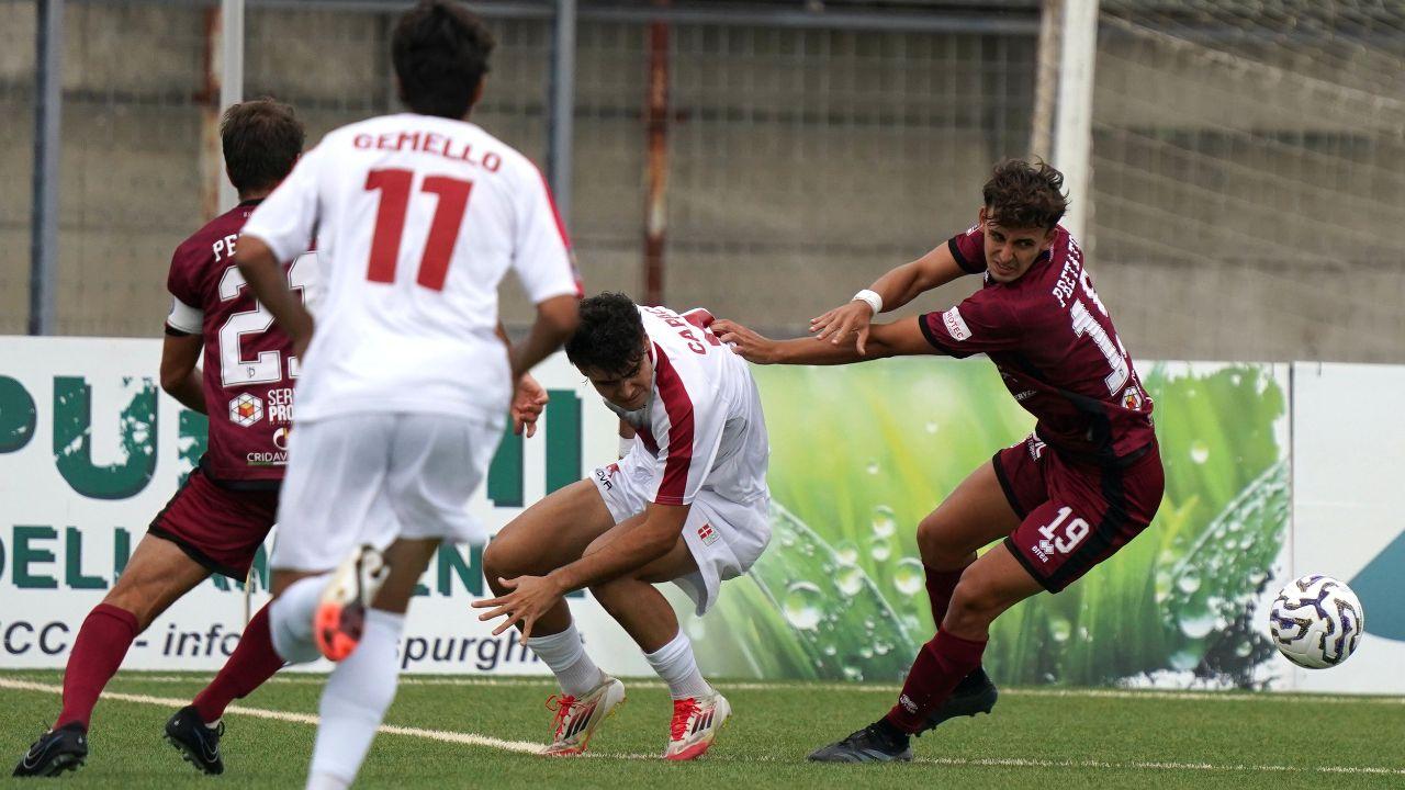 Una partita tra Rimini e Pontedera (foto Stick)