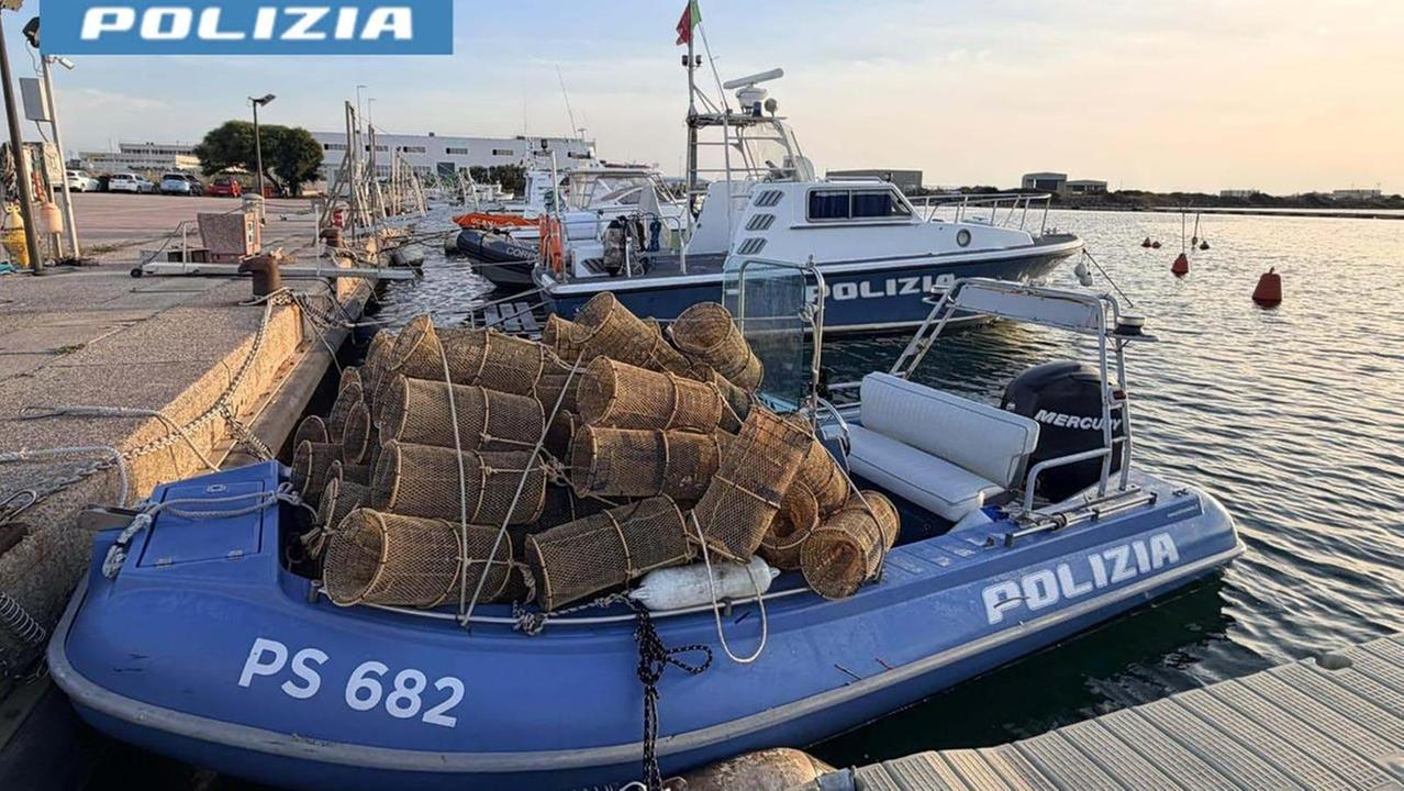 Le nasse sequestrate ad Arborea dalla polizia di Oristano