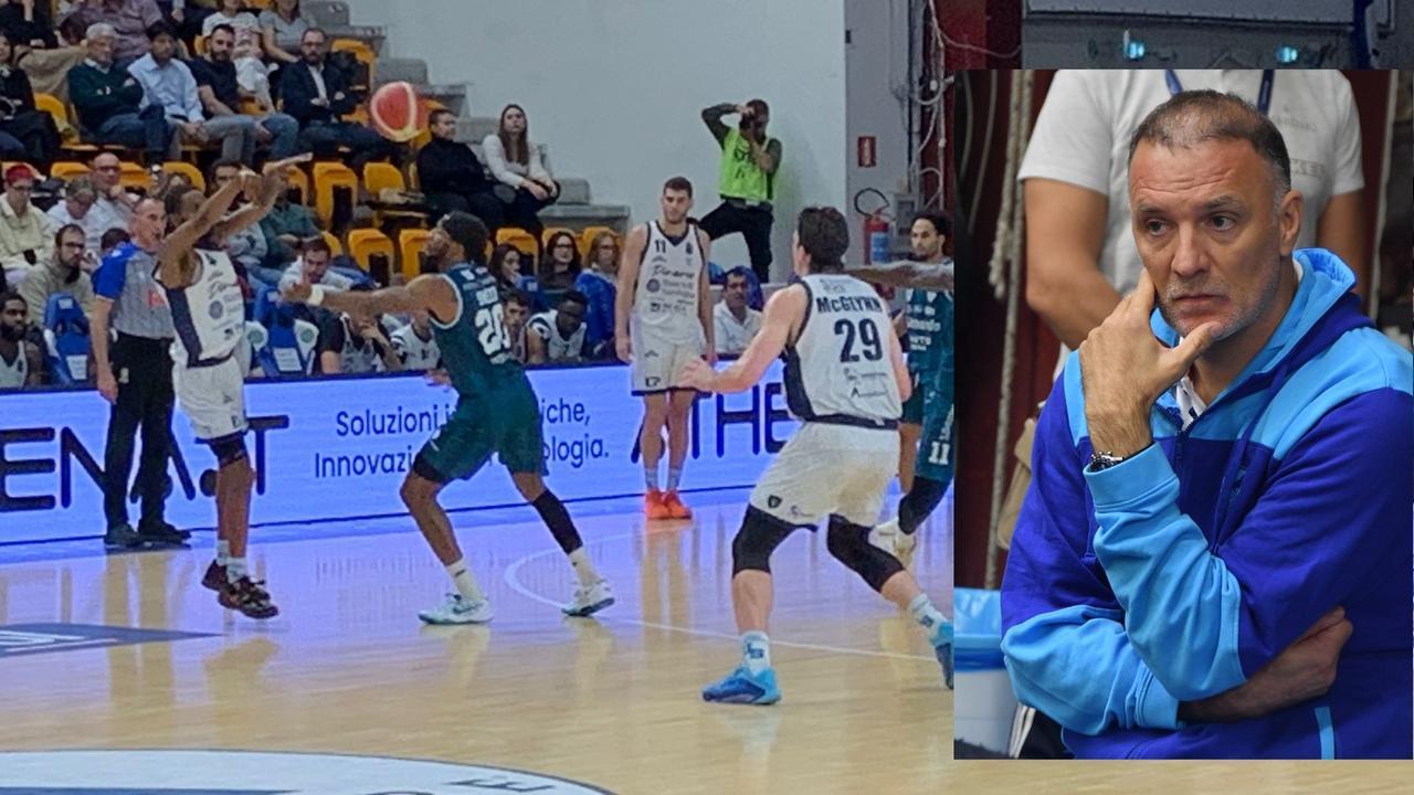 Dinamo-Cantù, 55-37 a metà gara