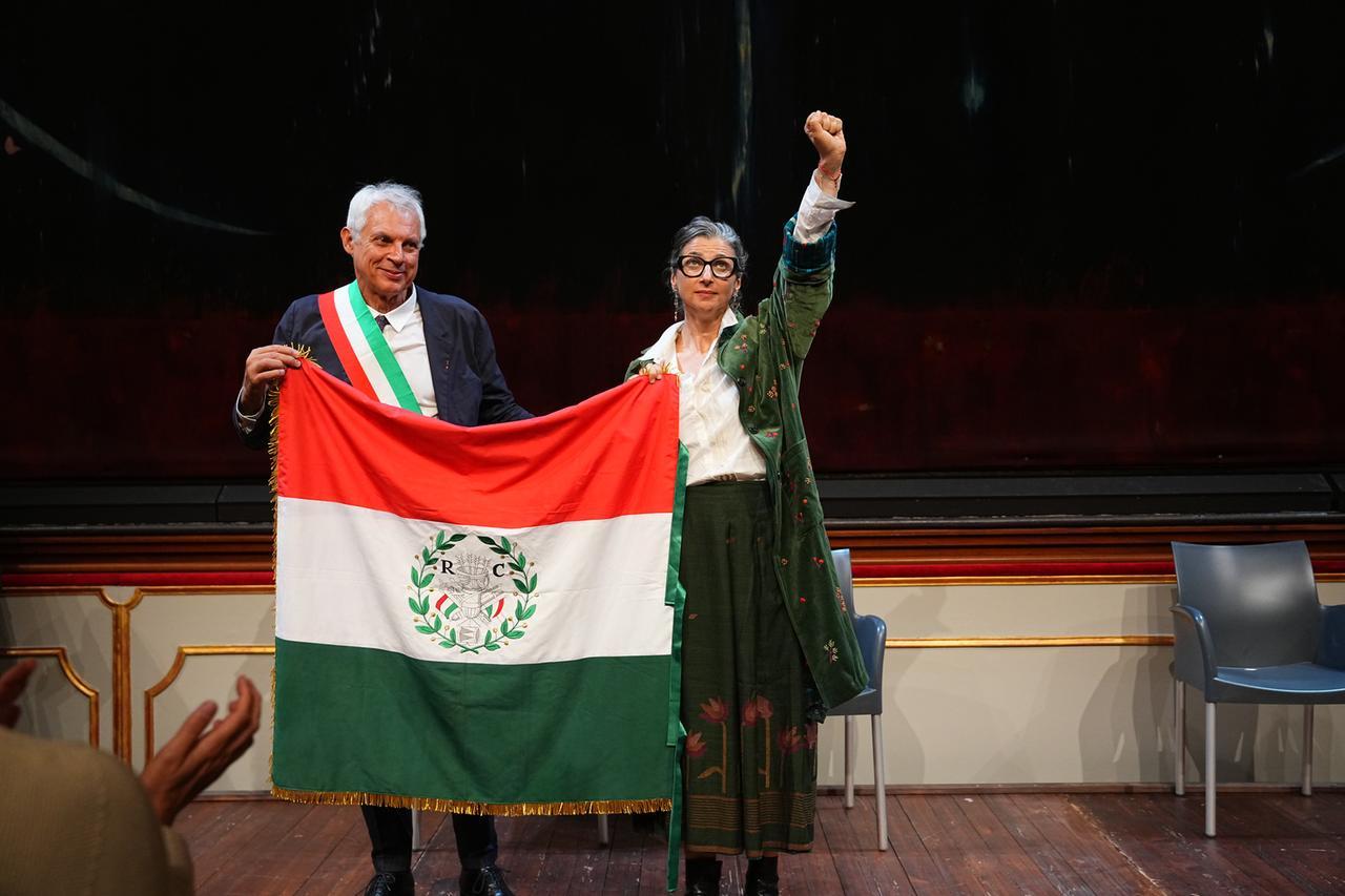 Francesca Albanese invia un video ai consiglieri sul caso “Primo Tricolore”: è polemica in commissione regionale