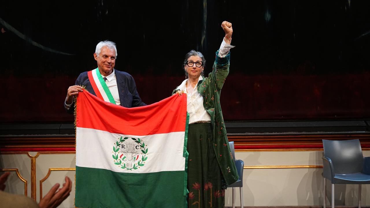 Francesca Albanese invia un video ai consiglieri sul caso “Primo Tricolore”: è polemica in commissione regionale