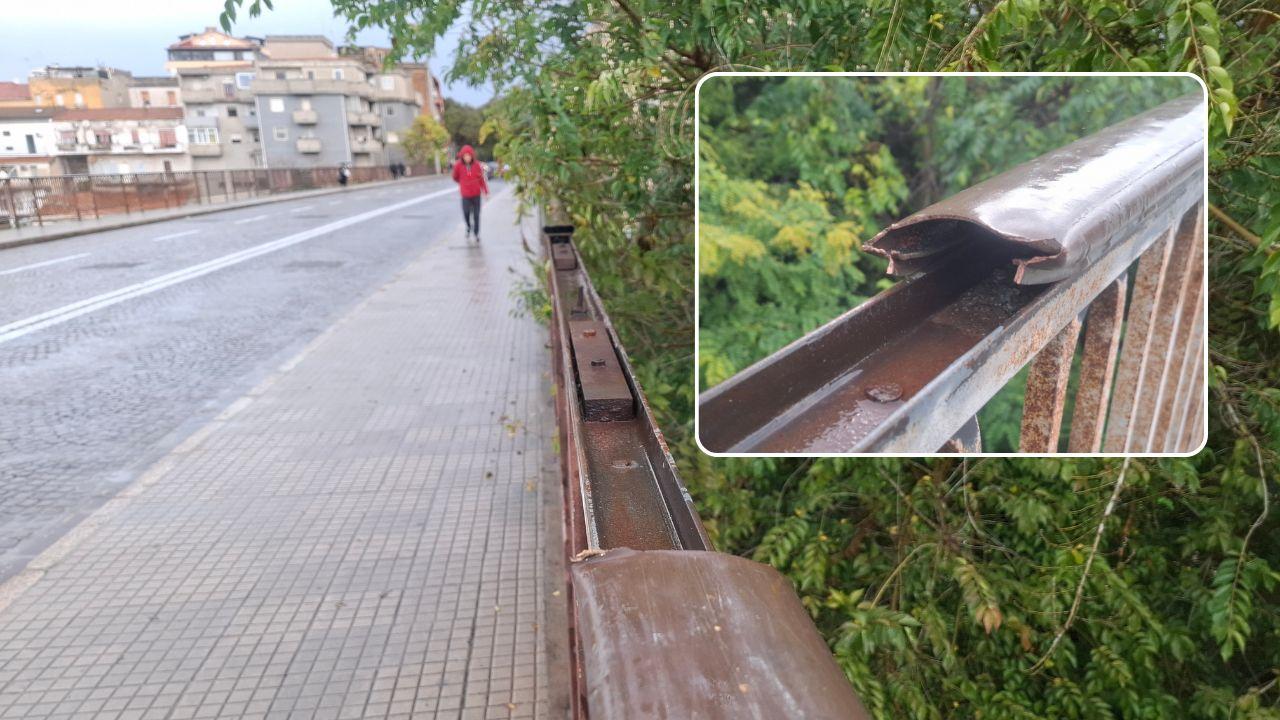 
	Il parapetto del ponte <em><strong>(foto Ivan Nuvoli)</strong></em>

