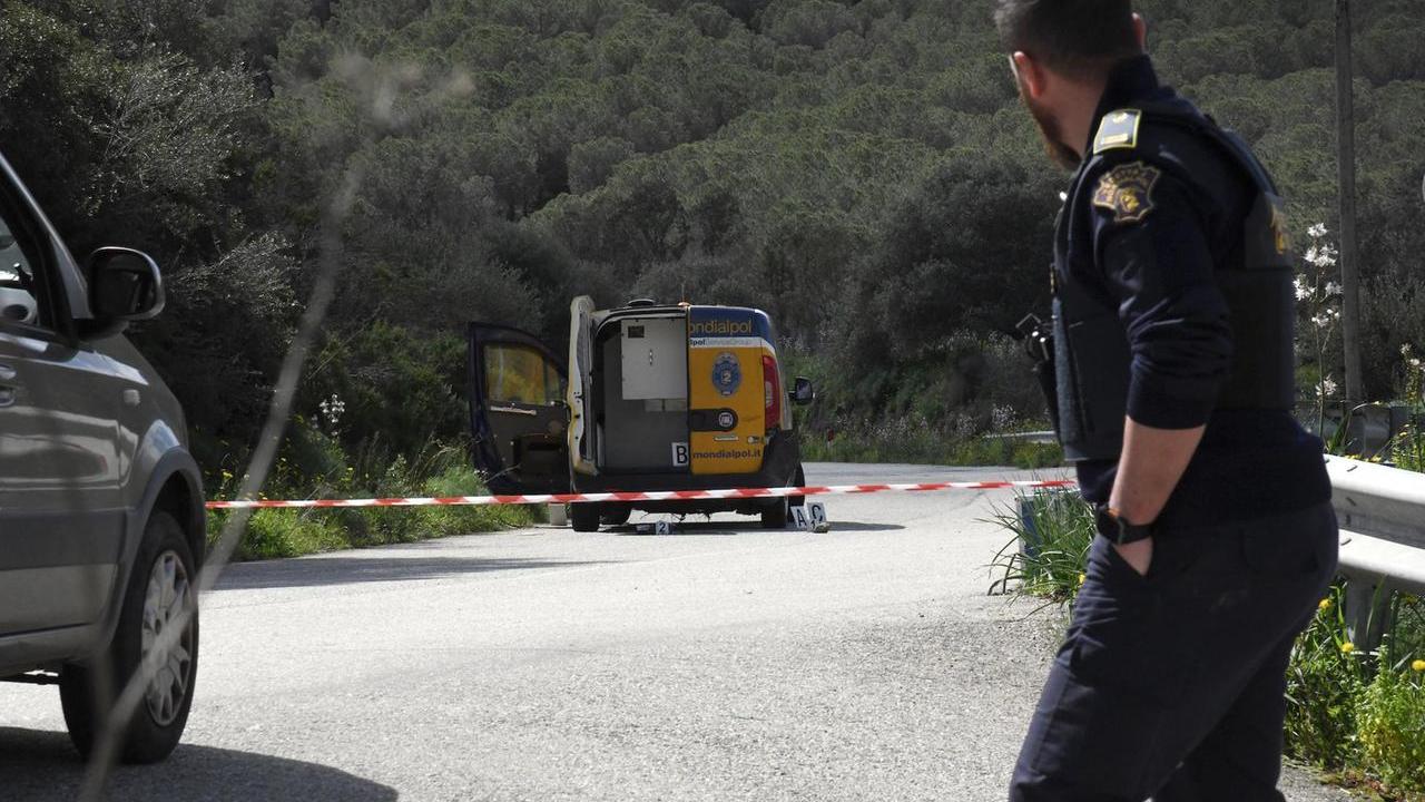 Assalti ai portavalori, i sei in carcere scelgono la strada del silenzio