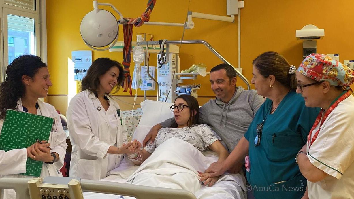 Al policlinico di Monserrato nascono tre gemelle da parto naturale: benvenute Camilla, Bianca e Carlotta