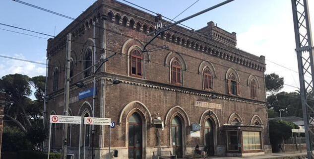 
	La stazione di Castiglioncello

