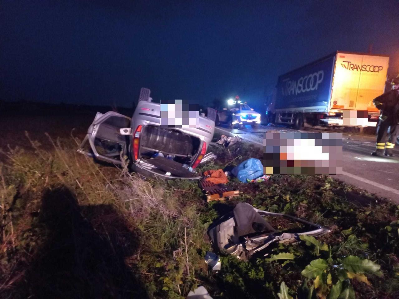 Schianto frontale a Novellara, muore un 57enne