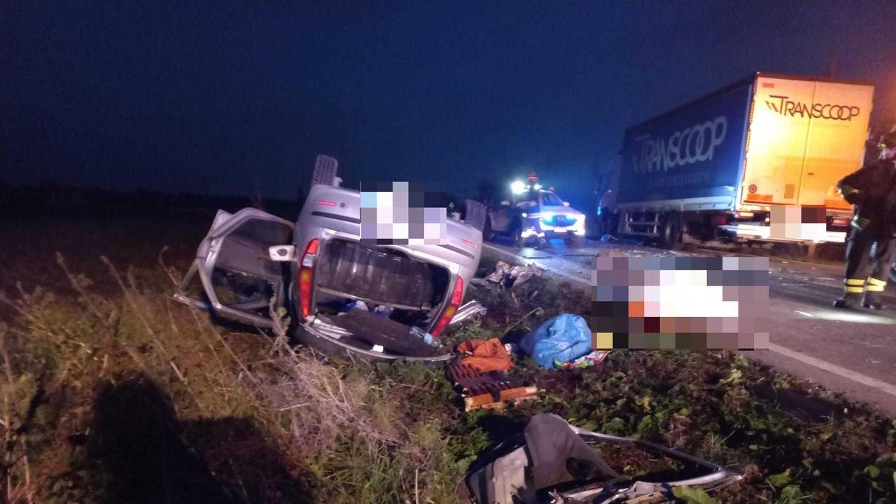 Schianto frontale a Novellara, muore un 57enne