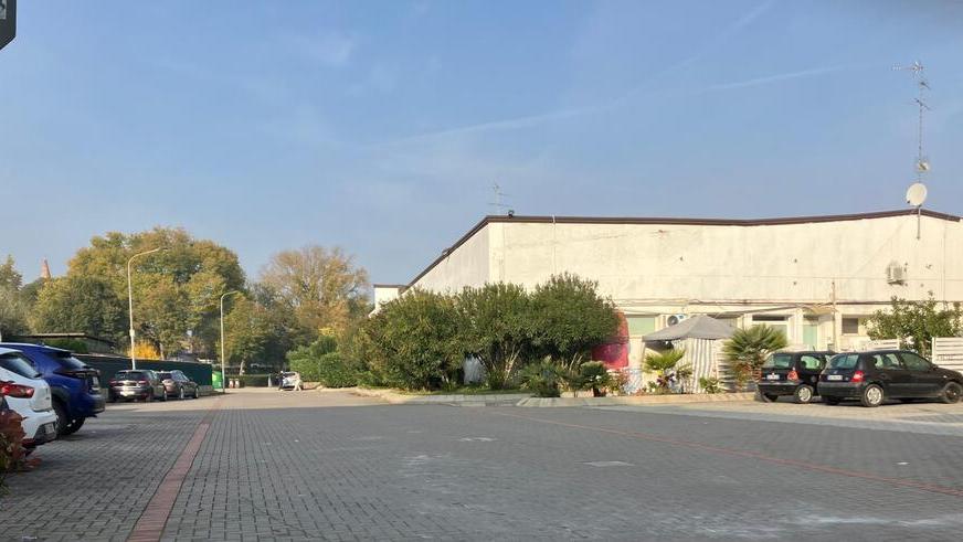 Litigano per un videogioco, tre accoltellati ad Argenta