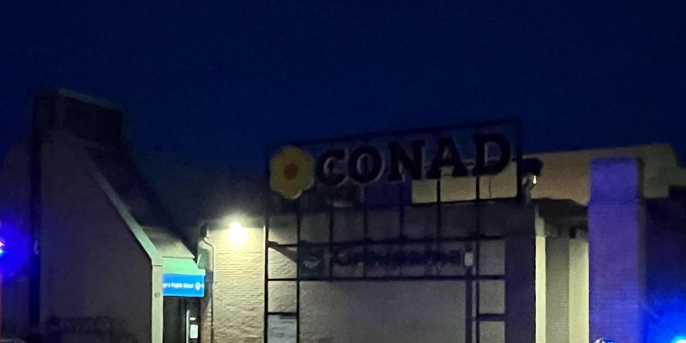 Furto alla Conad di Villa Fulvia, i ladri scappano con il bottino