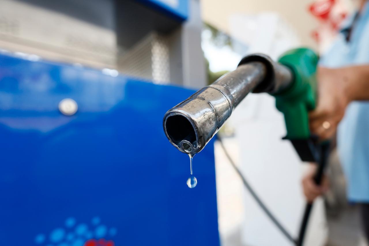 Carburanti choc, il prezzo sale ancora: ecco i dettagli