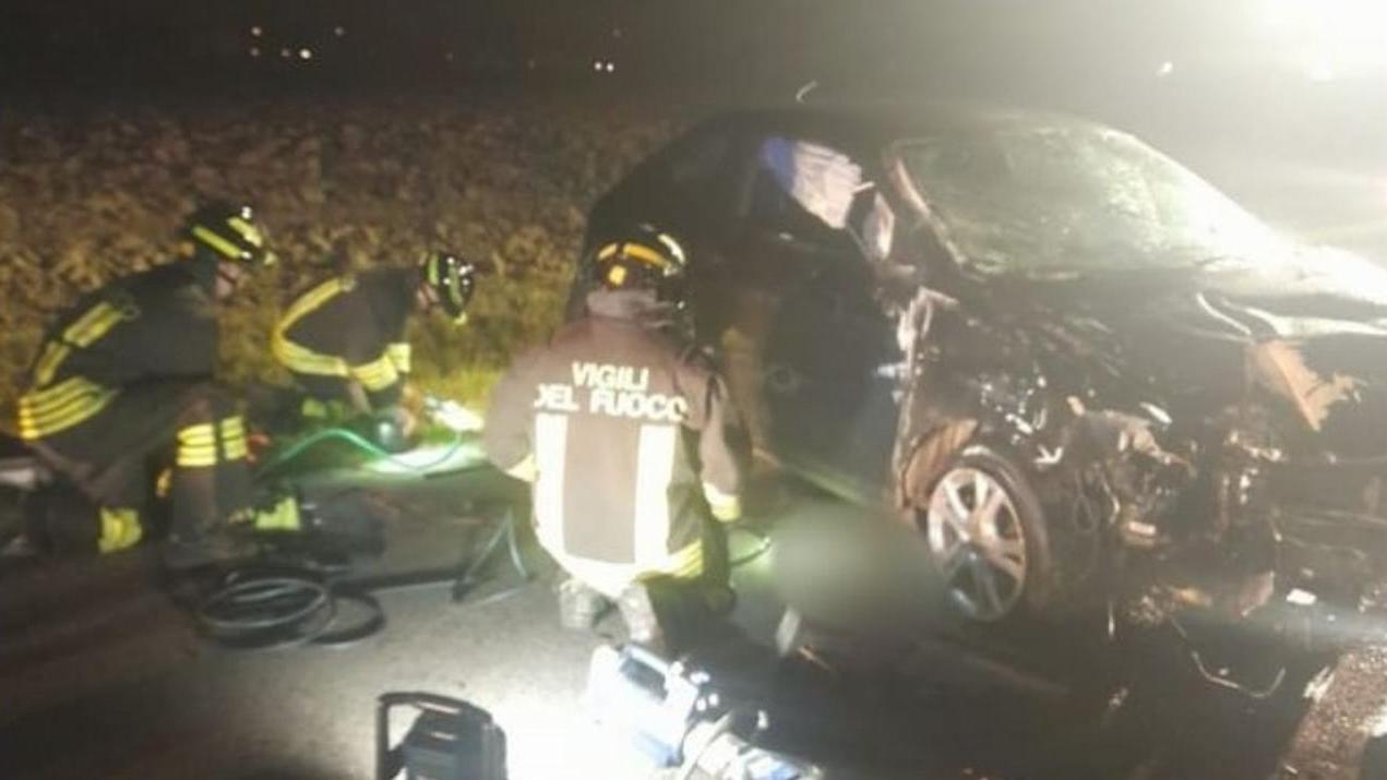 L'incidente mortale a Cavezzo (foto vigili del fuoco)