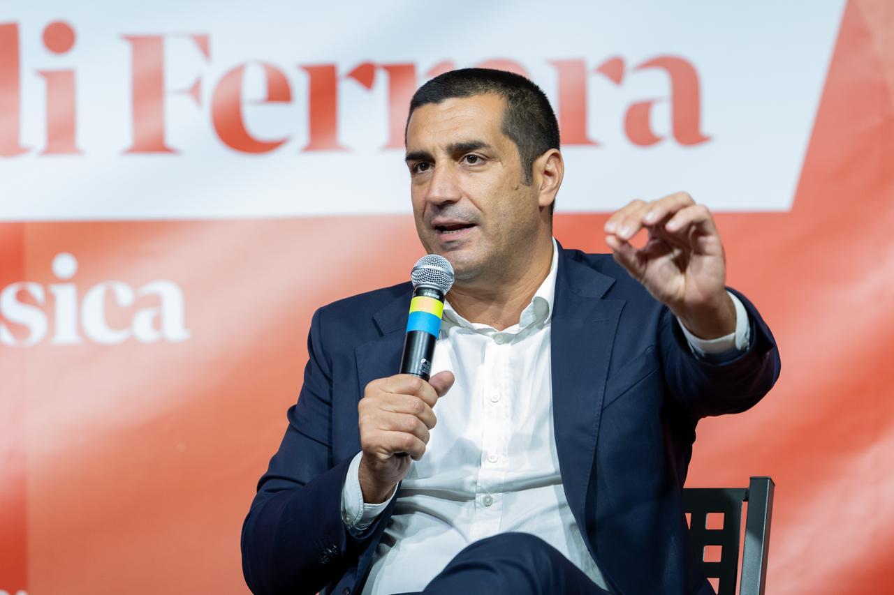 Il presidente de Pascale lancia l’allarme: «Troppi pazienti da fuori regione, non riusciamo più a curare i nostri cittadini»