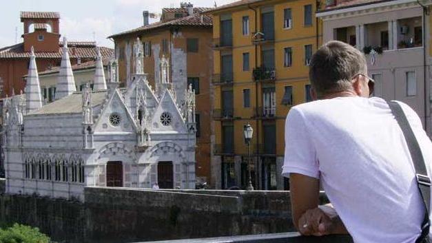 La Chiesa della Spina vista dal ponte Solferino