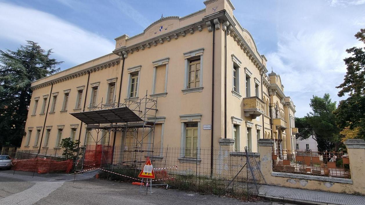 Emergenza aule scolastiche, la Provincia: «Cantieri verso la svolta»