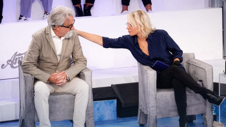 Morto Peppe Vessicchio, l’addio di Maria De Filippi: «Difficile crederci. Ti voglio bene»