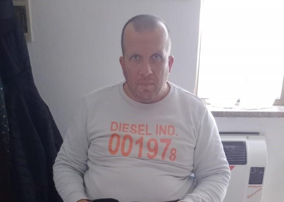 Marozzo, segnala i danni in casa e arriva l’ordinanza: «Vattene per sicurezza»