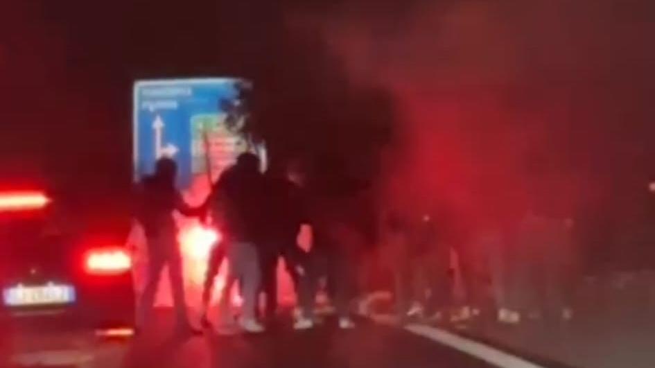 Reggiana, stop alle trasferte per tre mesi ai tifosi dopo gli scontri prima del derby col Modena