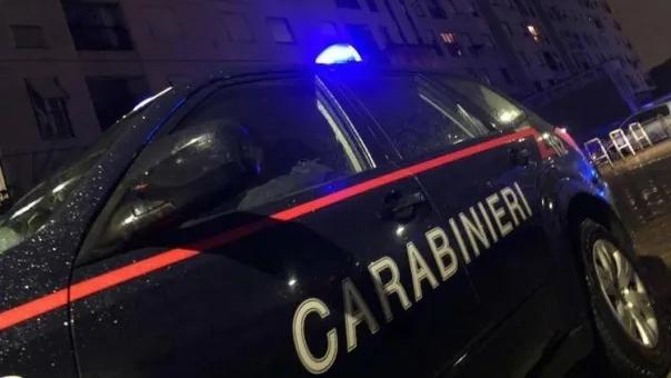 Una pattuglia dei carabinieri (foto d'archivio)