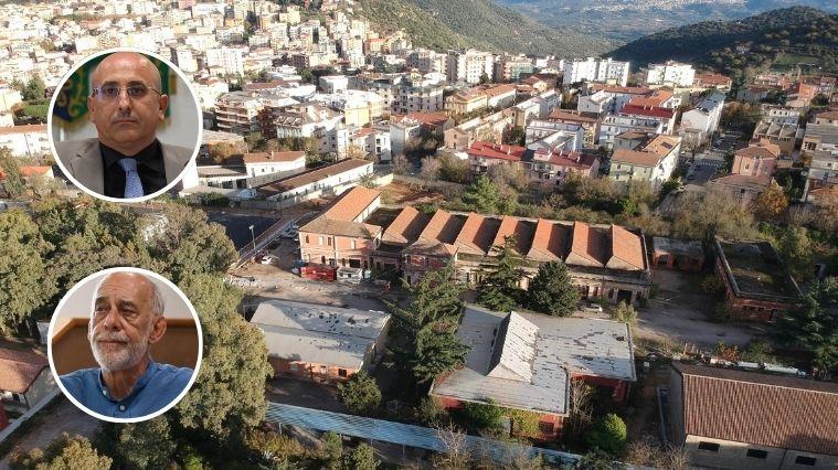 
	Il Campus universitario visto dall'alto. Nei tondini: il sindaco Fenu e l'assessore Cabula (foto di Massimo Locci)

