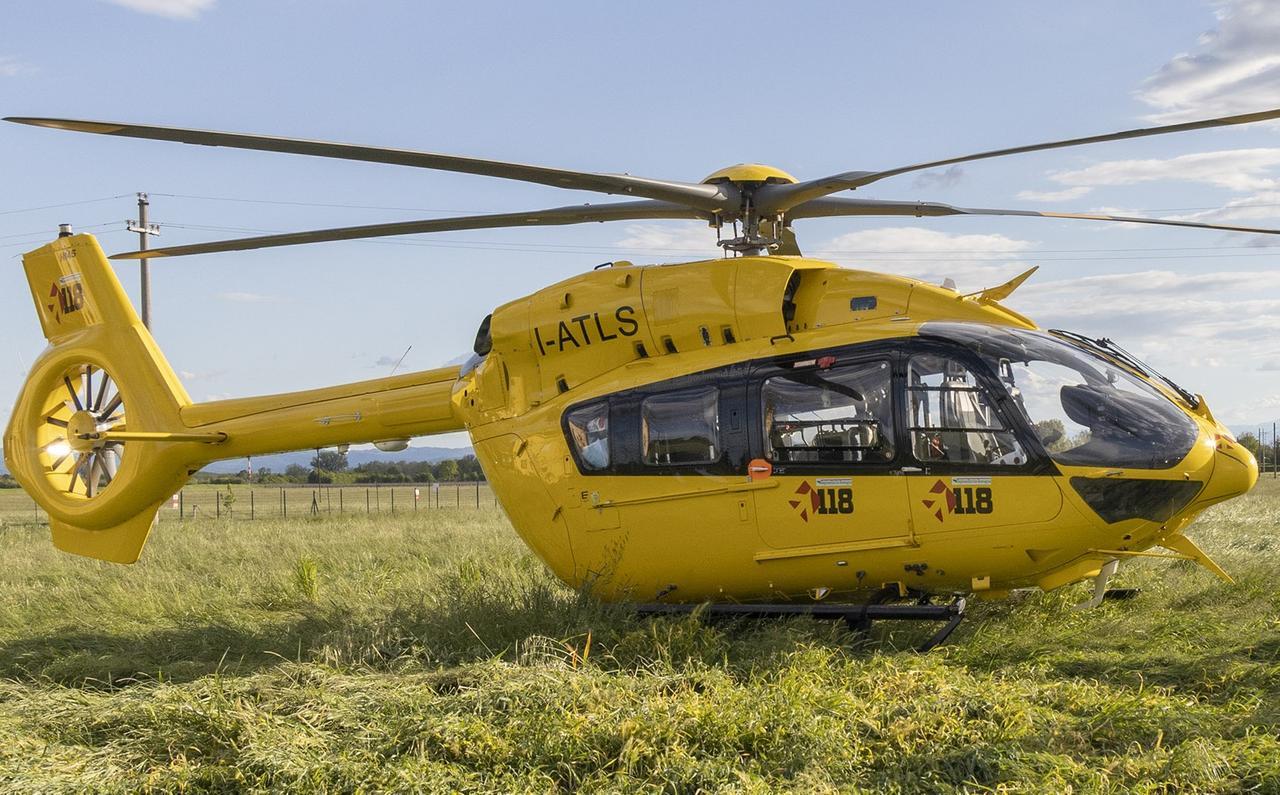 
	L'elicottero del 118 ha portato il giardiniere in ospedale

