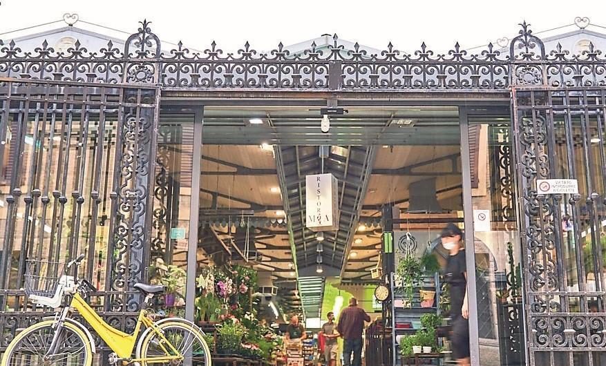 I segreti dell’Albinelli raccontati dagli studenti: «Il nostro viaggio tra i banchi»