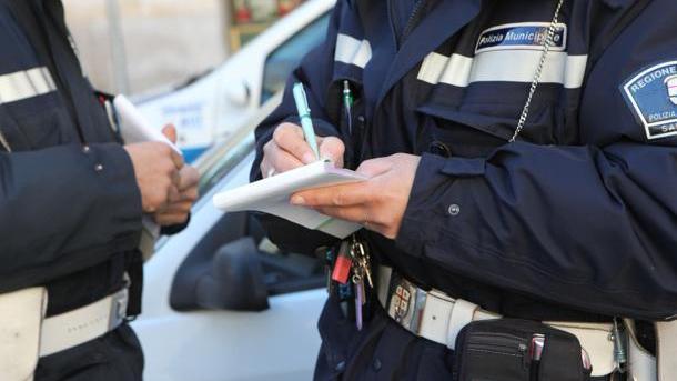 Multe stradali, la novità: come rateizzare l’importo (e senza interessi)