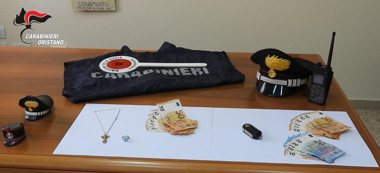 Truffavano ed estorcevano denaro agli anziani, arrestati all’imbarco per lasciare la Sardegna