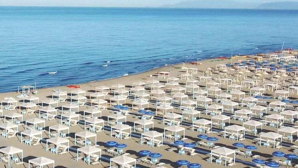 Concessioni balneari, il Comune di Viareggio bocciato dall'Agcm