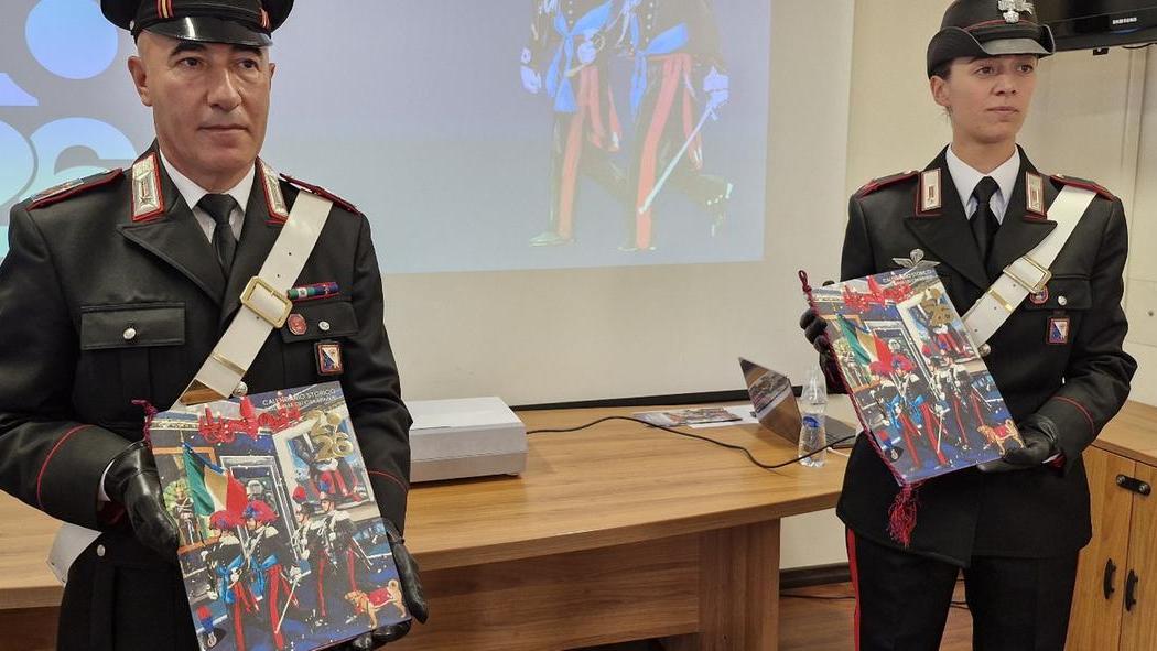 Presentato il nuovo calendario dei carabinieri con le illustrazioni di René