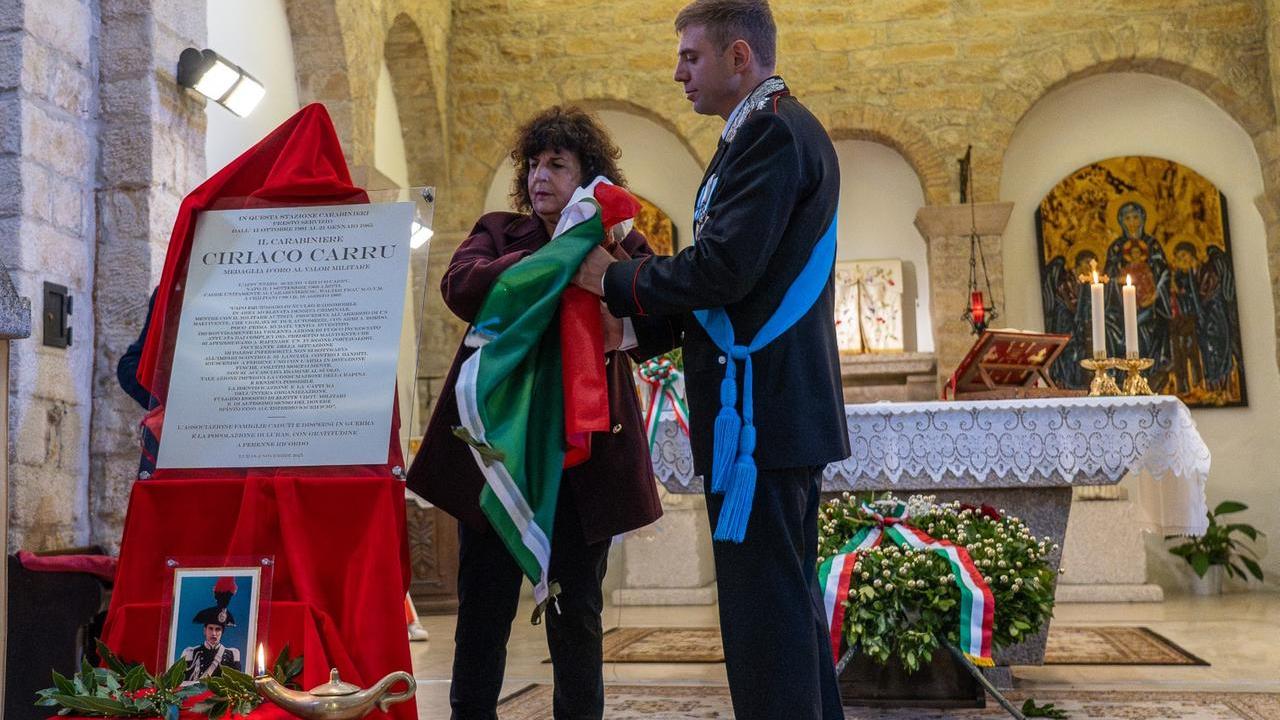 Una targa per Ciriaco Carru, il carabiniere ucciso nella strage di Chilivani
