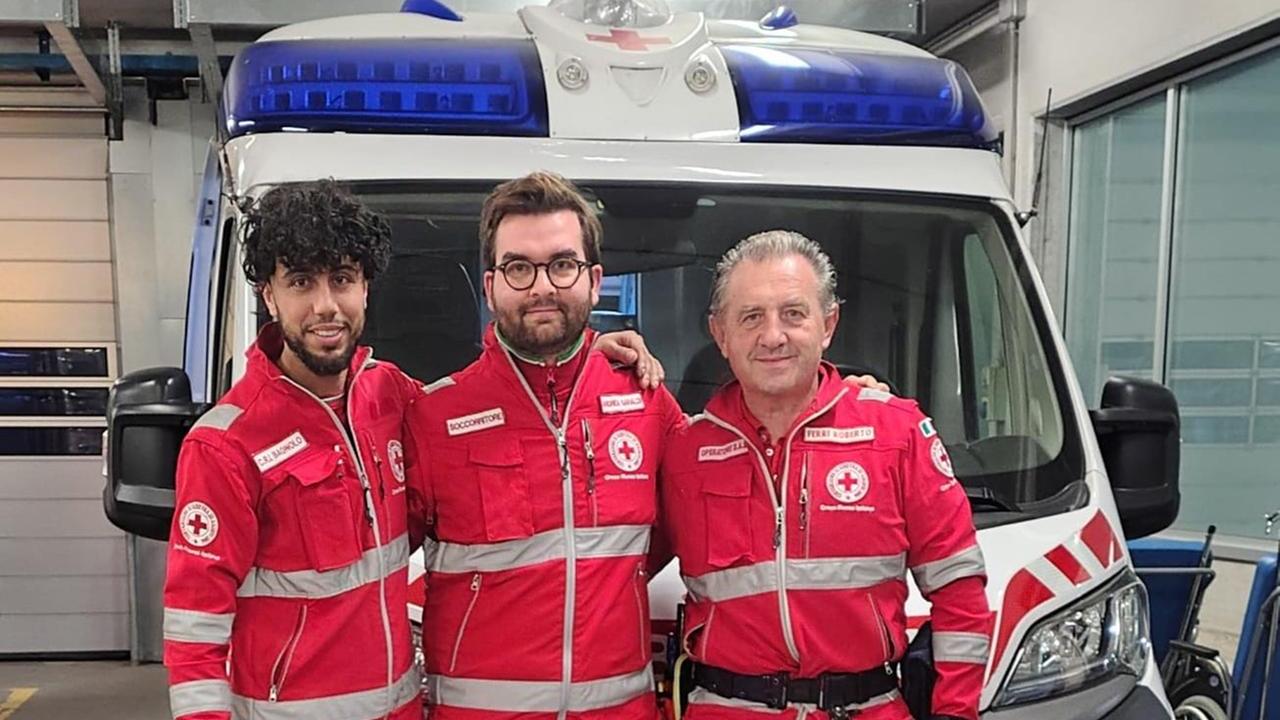 Il bimbo ha fretta di nascere: il parto avviene in ambulanza