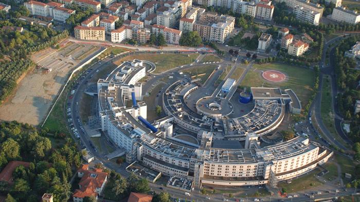 Mangia biscotti alla cannabis: bimbo di 4 anni all’ospedale, arrestato lo zio