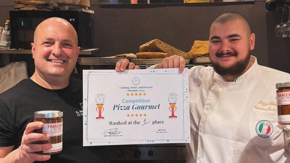 Pizza gourmet, è un cecinese il campione del mondo alle Olimpiadi della cucina: la ricetta show