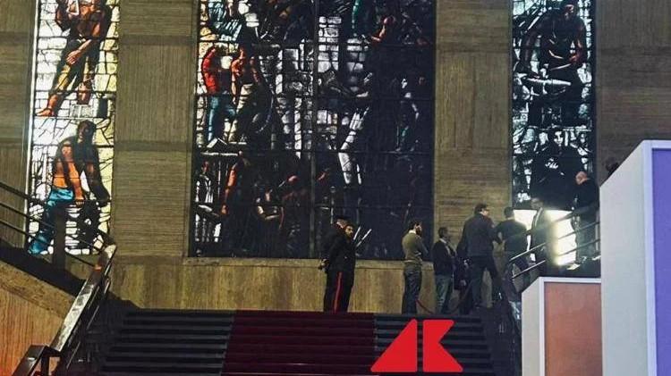 Vetrata di Sironi in frantumi, la nipote del grande artista: «Auguri all’assessore Cani, ma subito il restauro dell’opera»