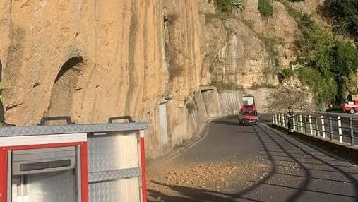 Sul posto i vigili del fuoco