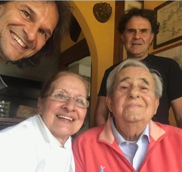 
	Leonardo Andreucci con i figli Paolo e Carlo e la moglie&nbsp;Loredana


