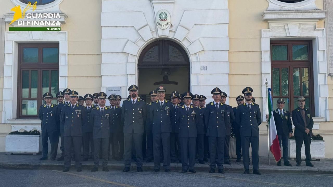 Guardia di finanza, a Nuoro la visita del comandante regionale