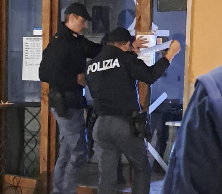 Camaiore, bar chiuso per rissa: la festa finita male e la reazione dei commercianti
