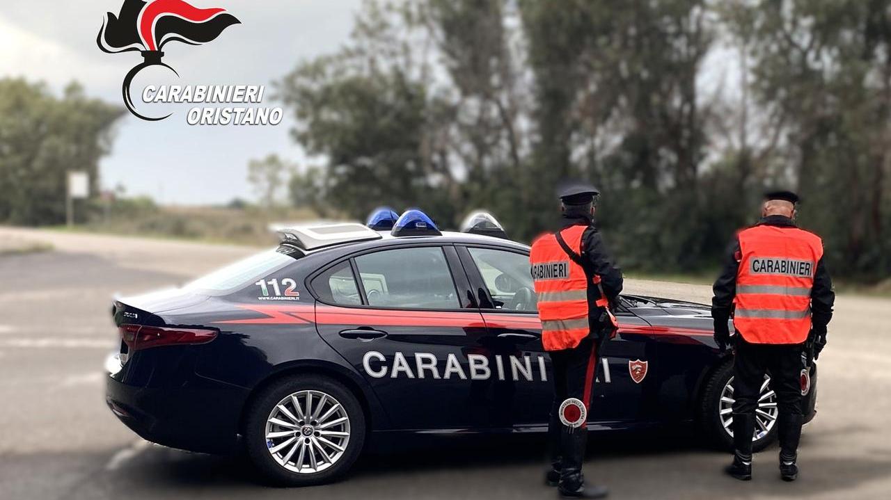 L’auto dei ladri si blocca nel fango: fallisce il furto al campeggio