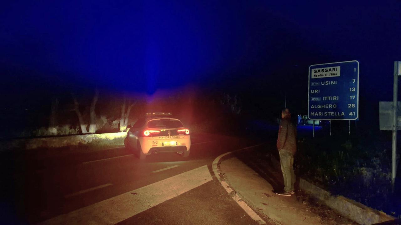 Sassari, con la moto contro un muretto: muore un 37enne