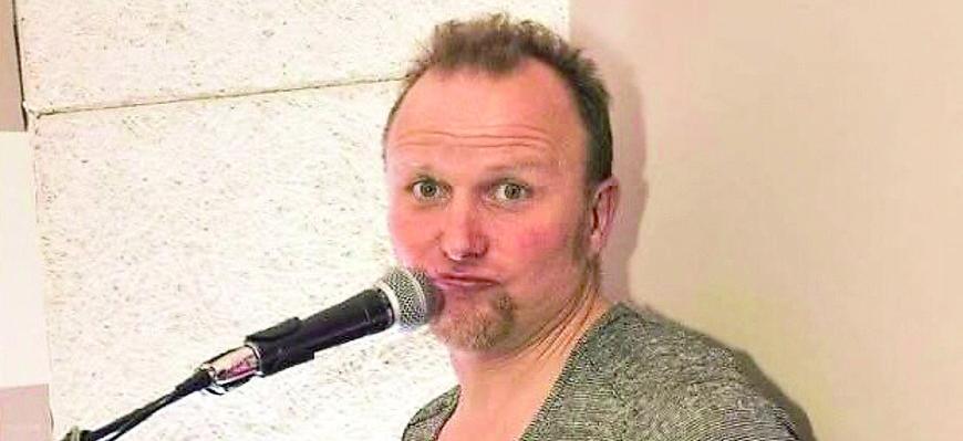 Formigine piange Natalino Di Mezzo, in arte “Chris”: «Anima leggera e sorriso contagioso»