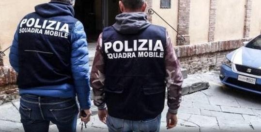 
	Truffa delle finte caparre: l'indagine della squadra mobile di Livorno (foto d'archivio)

